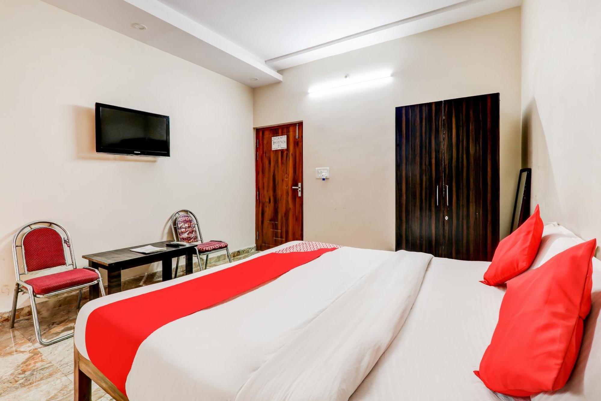 Hotel Oyo Flagship Raghuvar Palace à Lucknow Extérieur photo