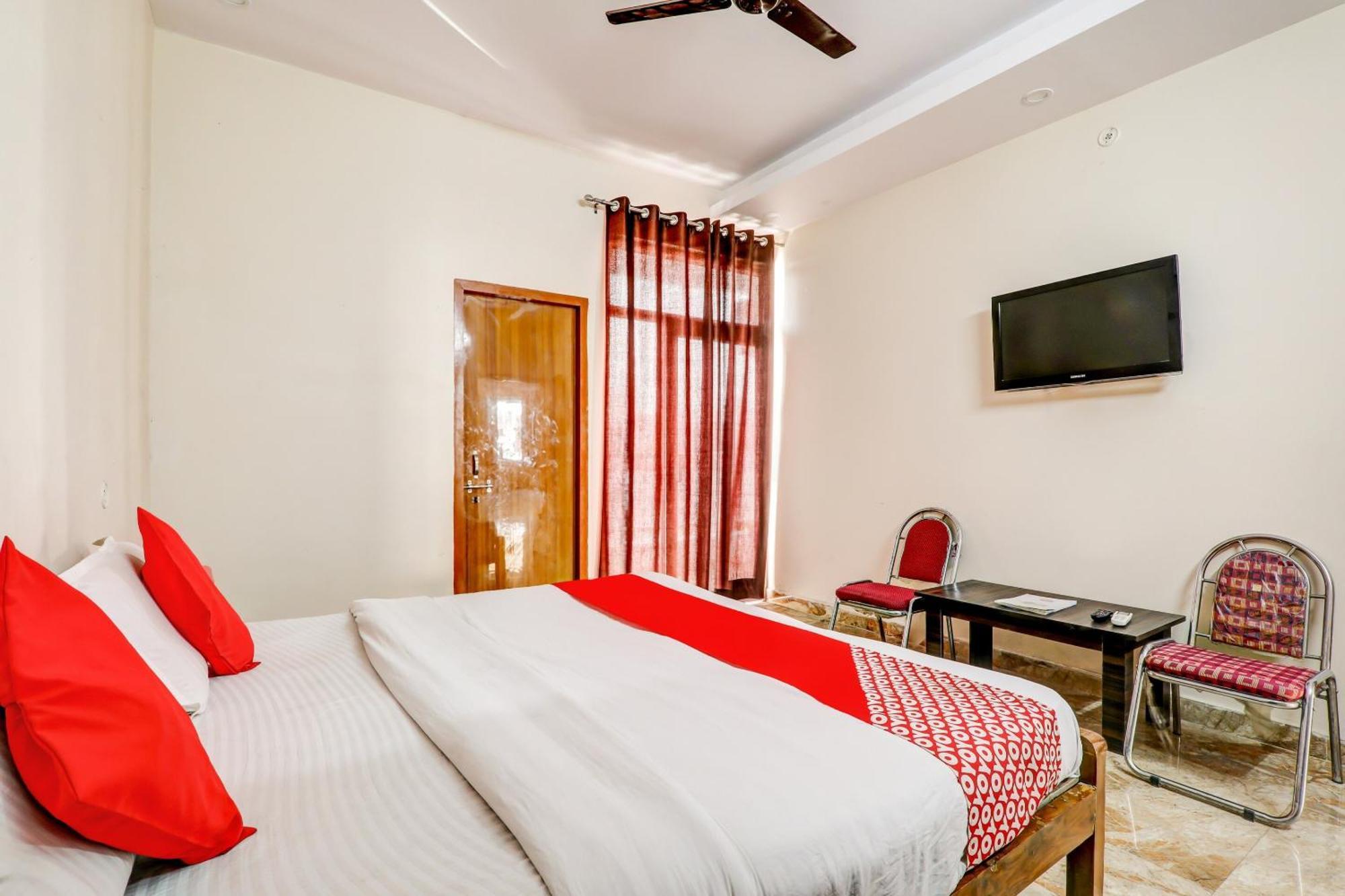 Hotel Oyo Flagship Raghuvar Palace à Lucknow Extérieur photo